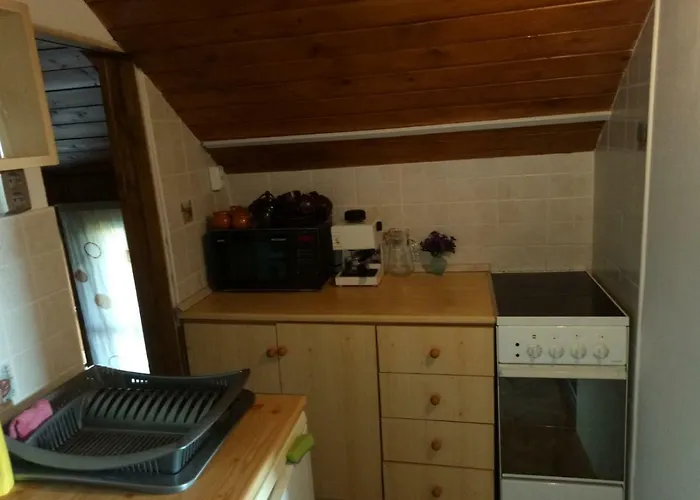 Karos Centrál Apartmanház
